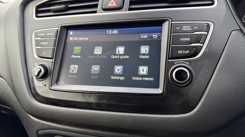 Hyundai i20 1.2 MPi SE 5dr Petrol Hatchback